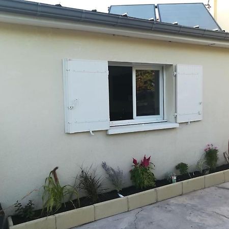 Studio D'Hotes Climatise 弗卢瓦拉克 外观 照片